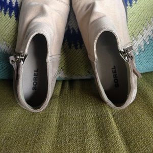 Sorel booties